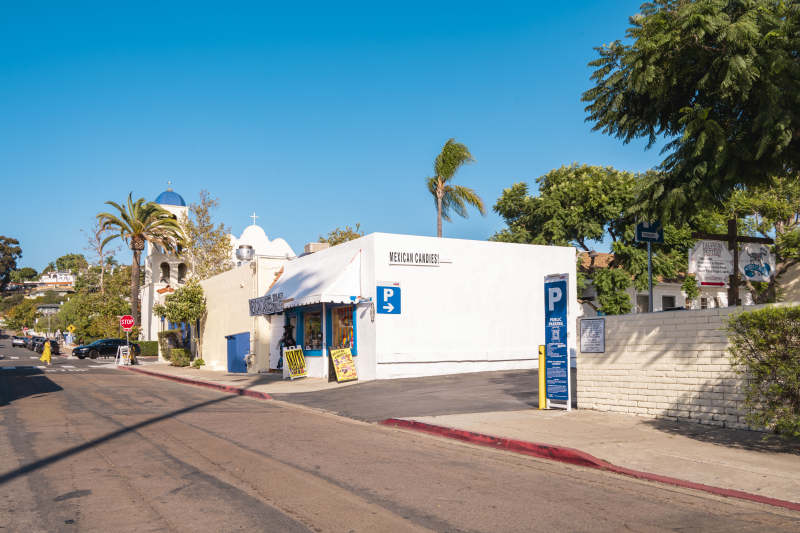 海滨小镇街景图片