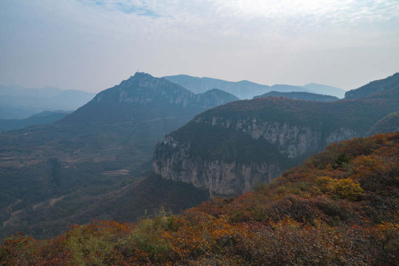 秋山层林尽染图片