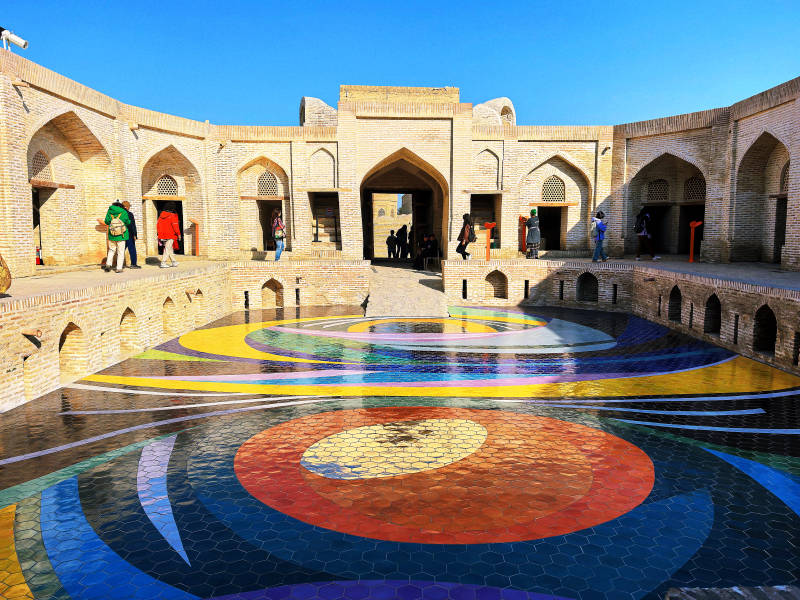 彩色庭院古建筑图片