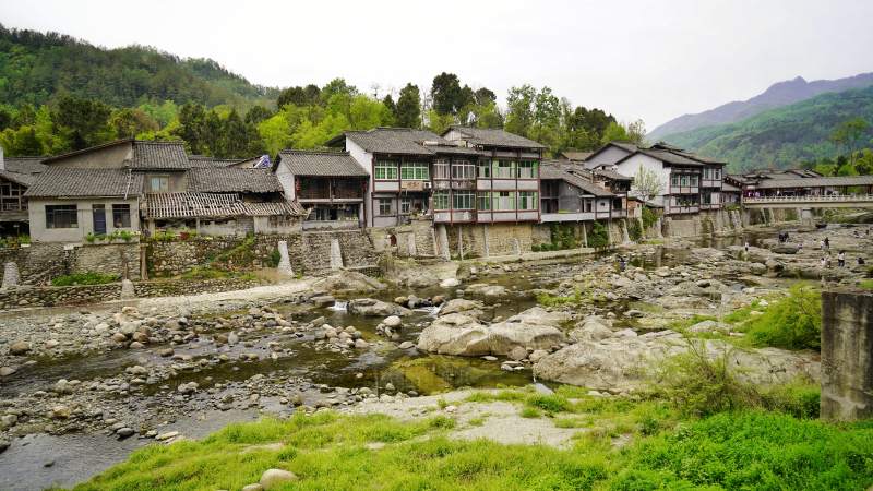 山水古镇风光图片