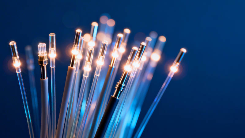 光纤闪耀光芒图片