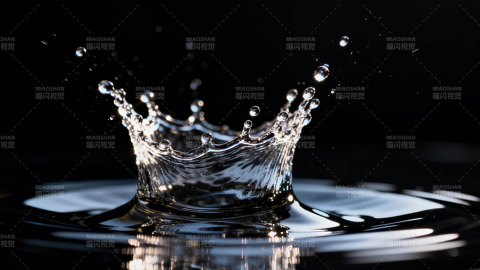 水滴飞溅瞬间图片