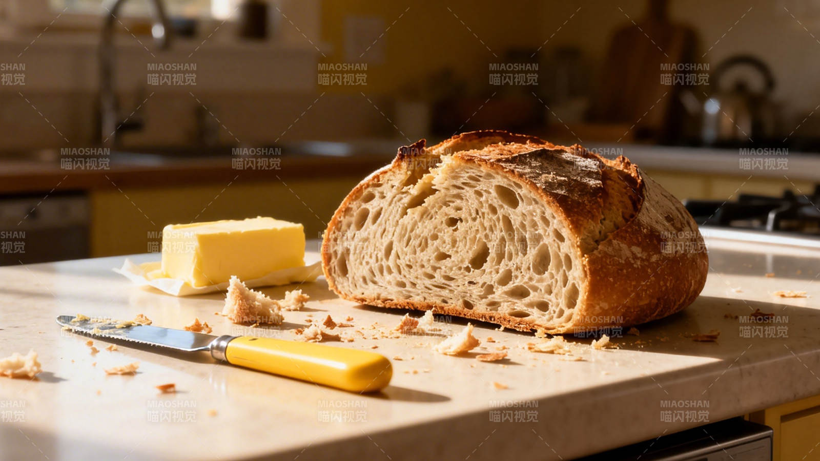 新鲜出炉的面包图片