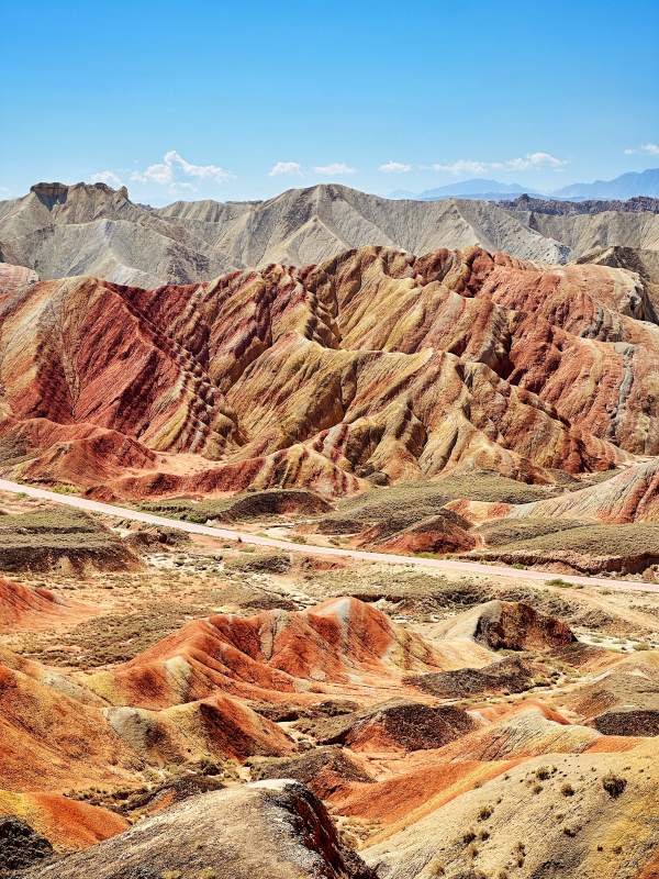 七彩丹霞地貌图片