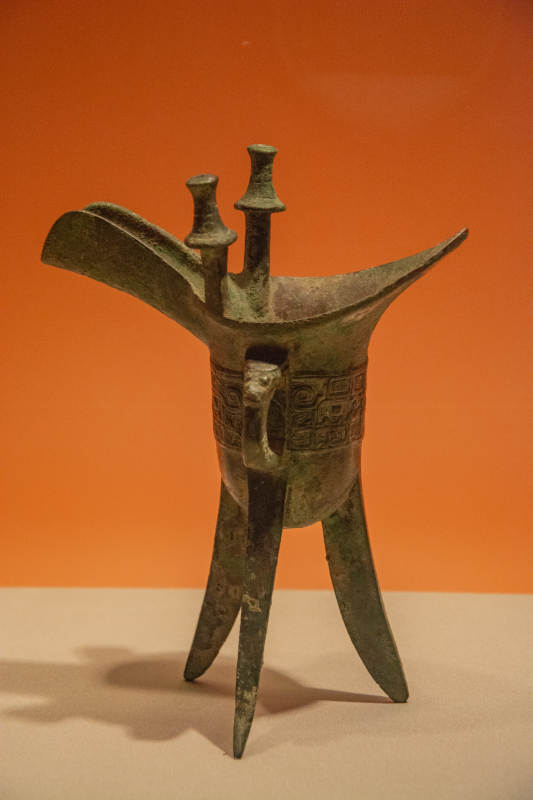 青铜爵杯古韵悠长图片