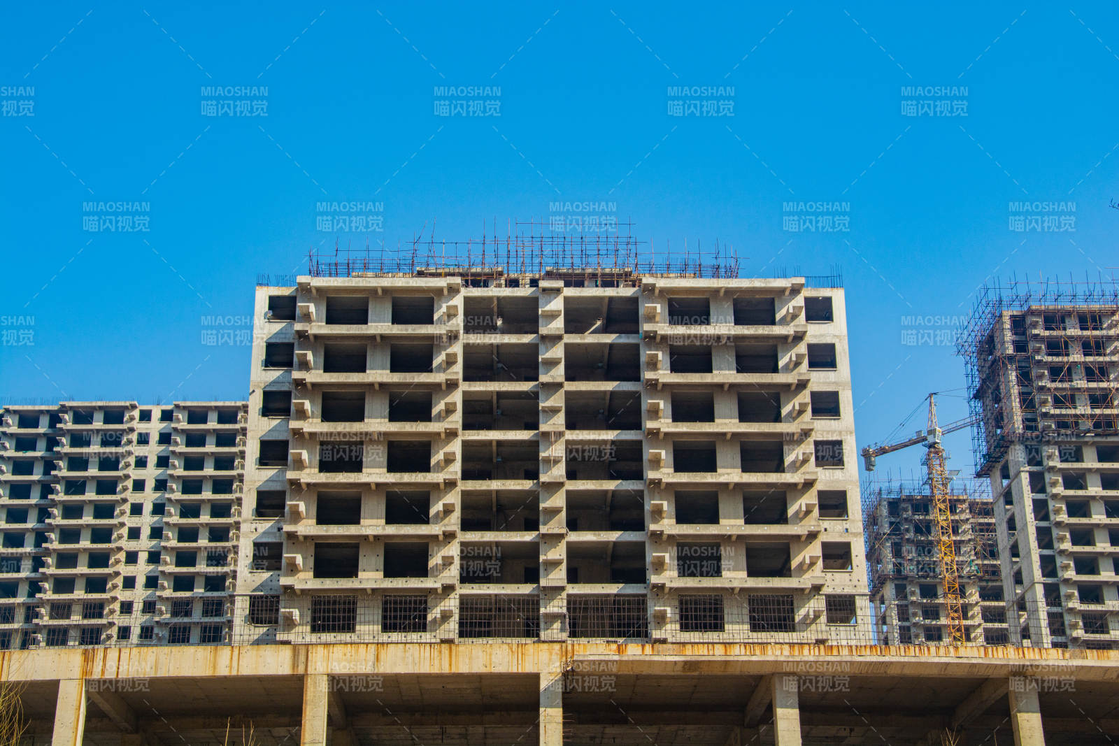 高楼建设中图片