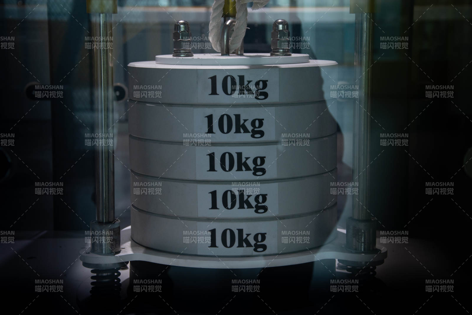 五块十公斤砝码图片