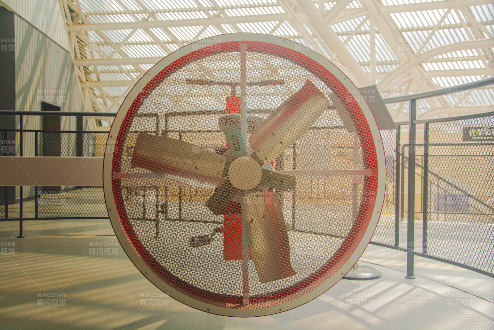 巨型风扇装置展示图片