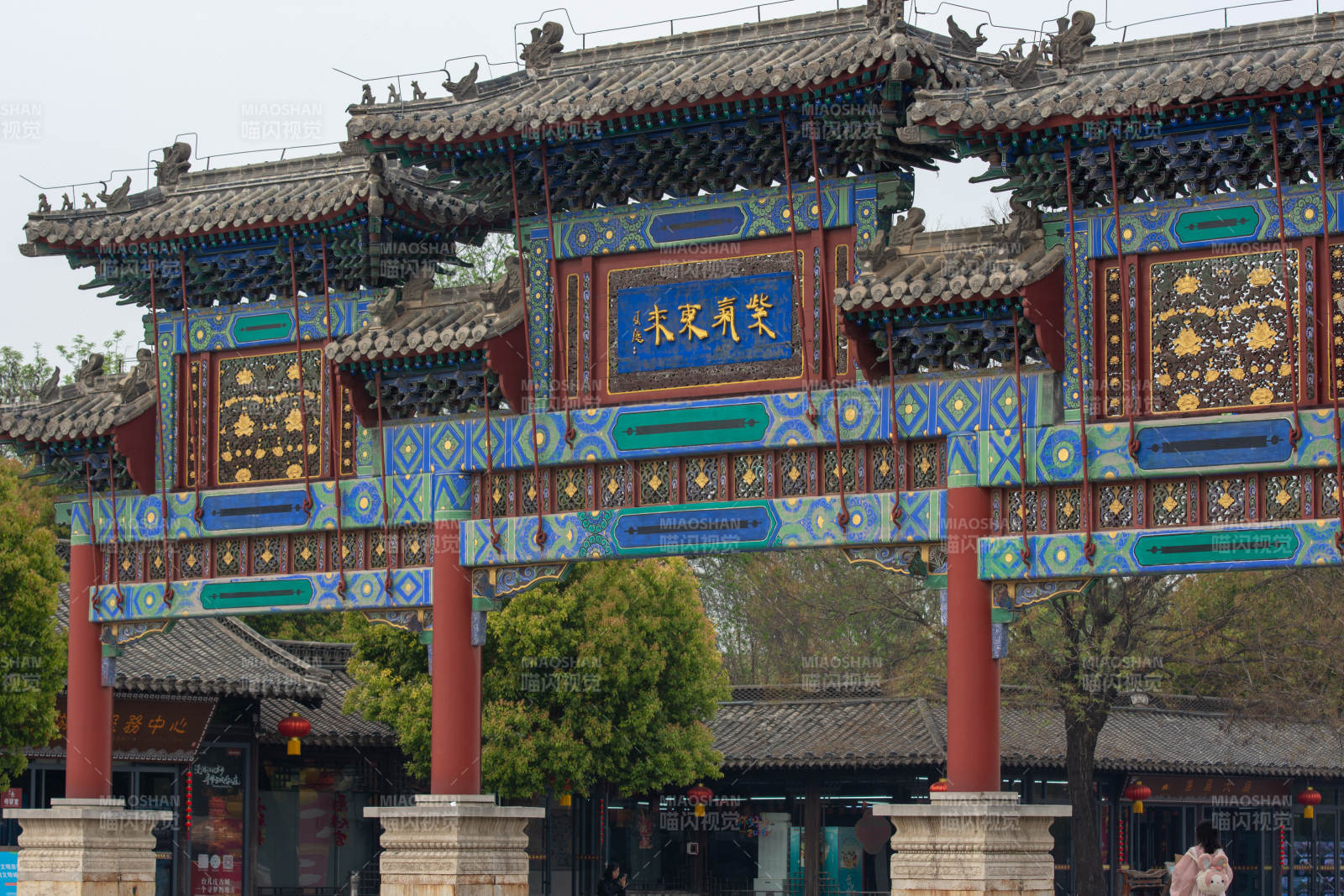 古色古香牌楼图片