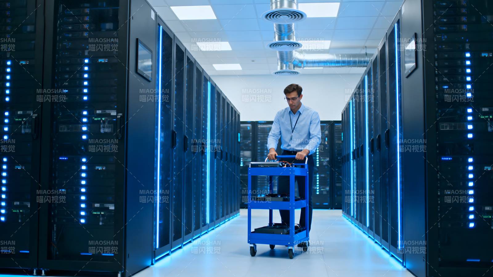 数据中心运维现场图片