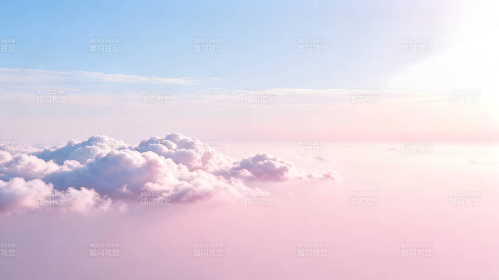 云海之上 晨曦微光图片