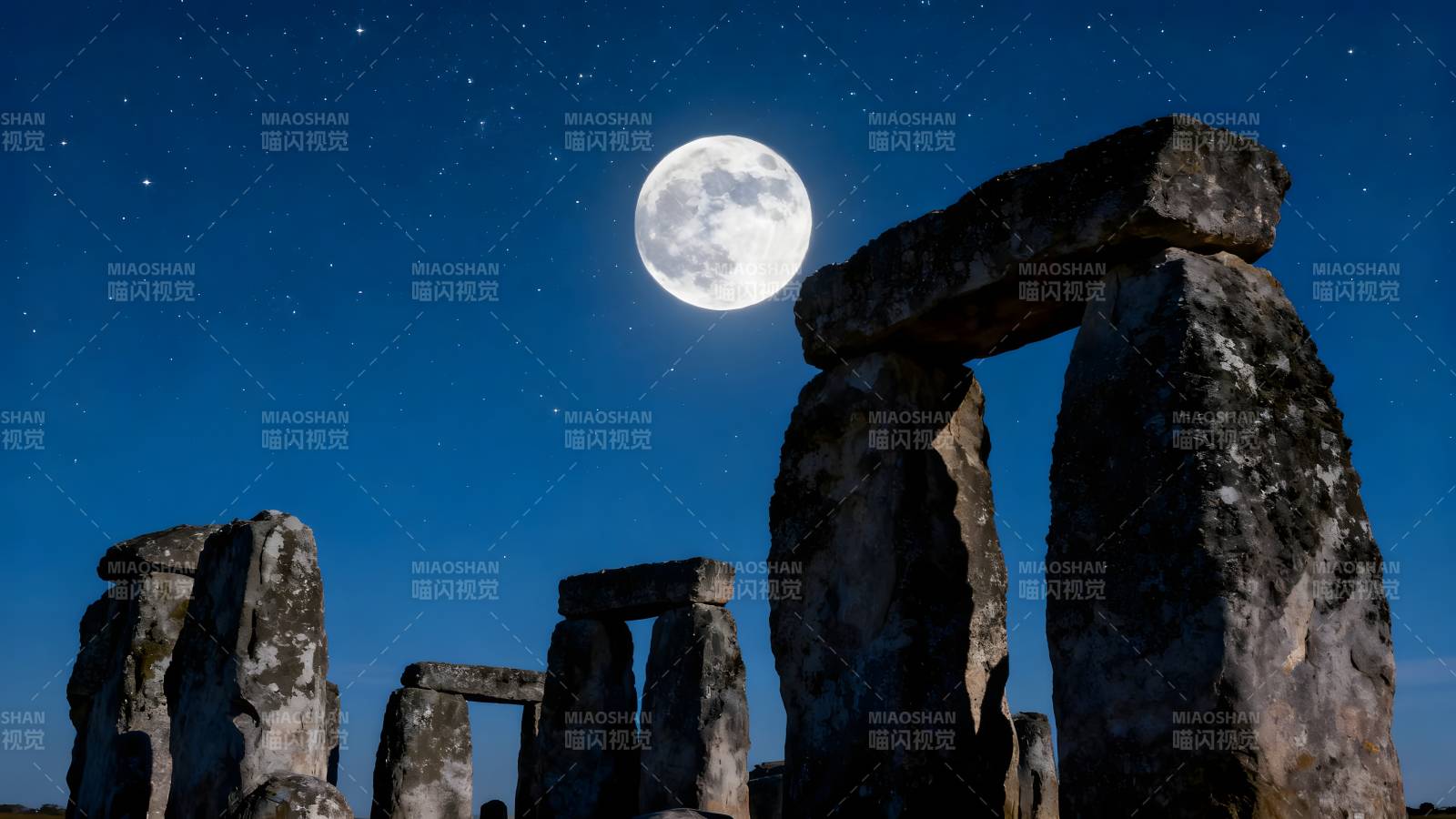 巨石阵月夜图片