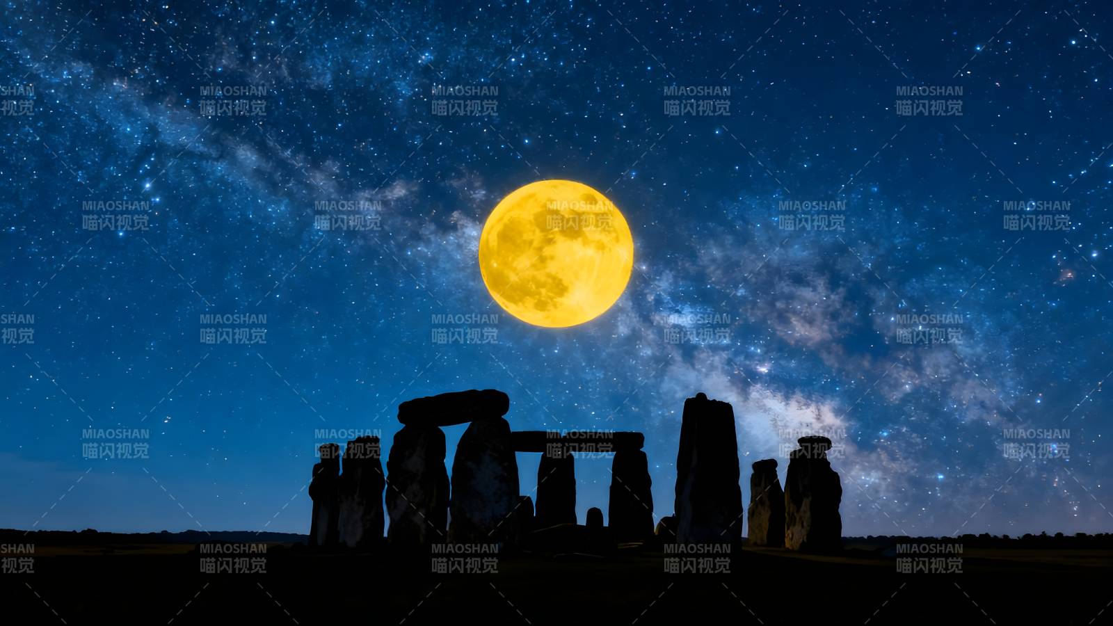 巨石阵夜月奇景图片