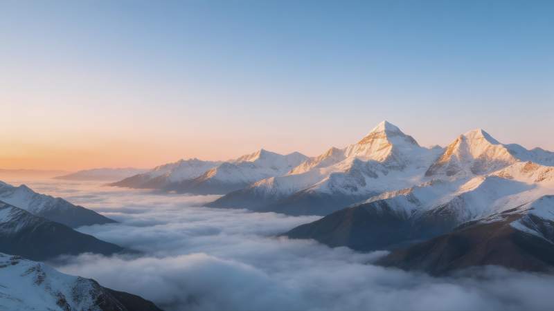 雪山云海日出图片