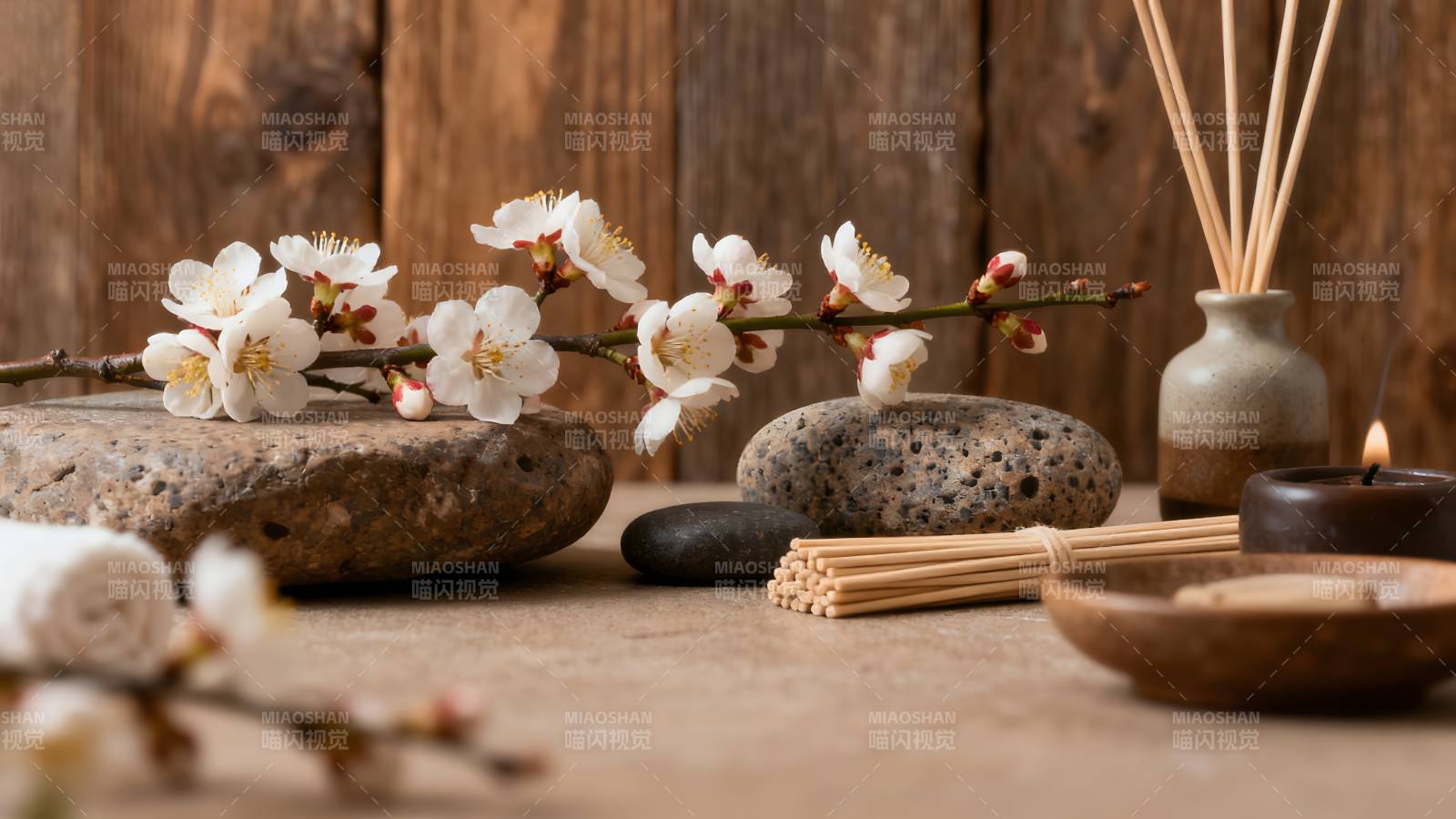 静谧禅意花石图图片