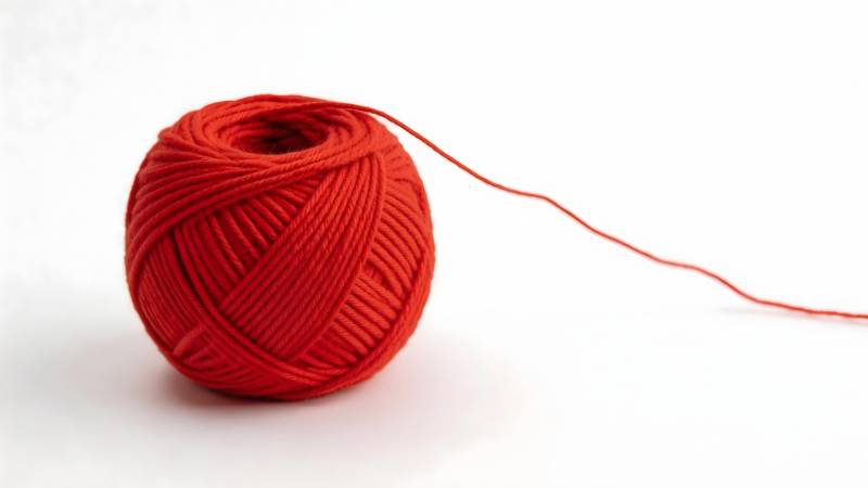 红色毛线球图片