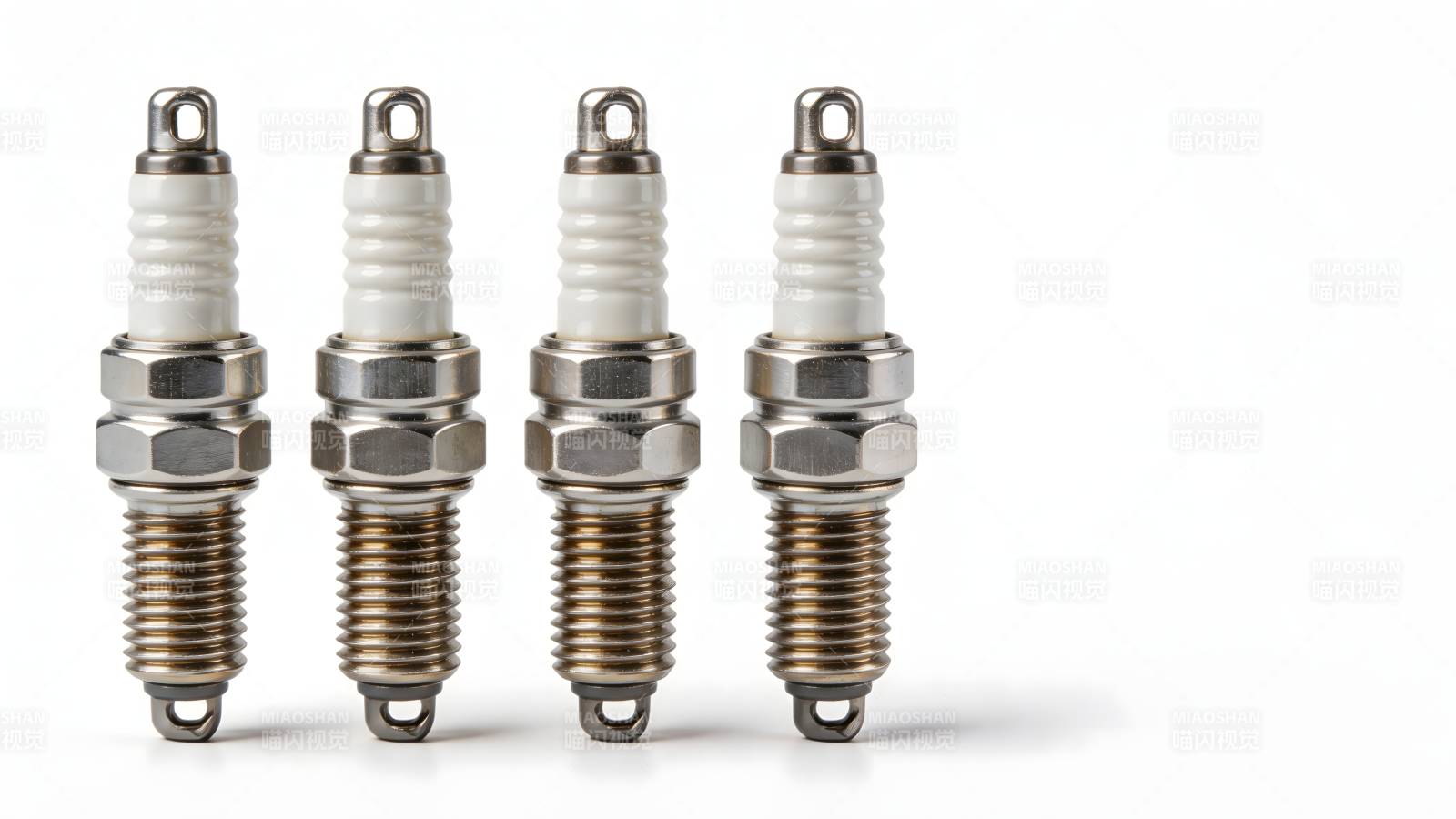 四支 spark plug图片