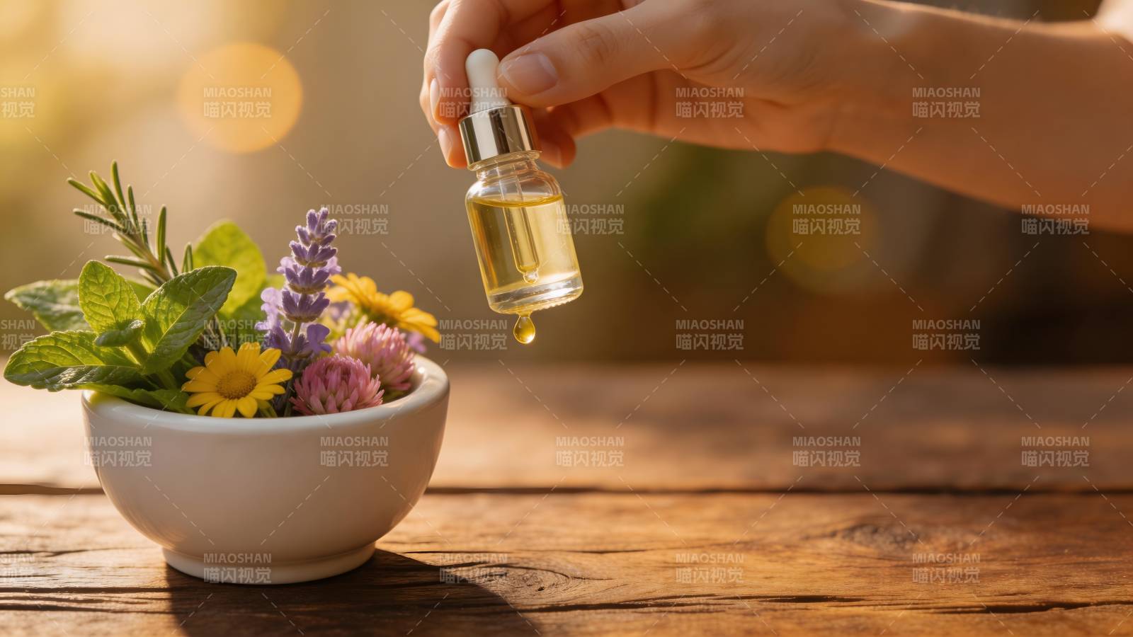 精油滴落花盆图片