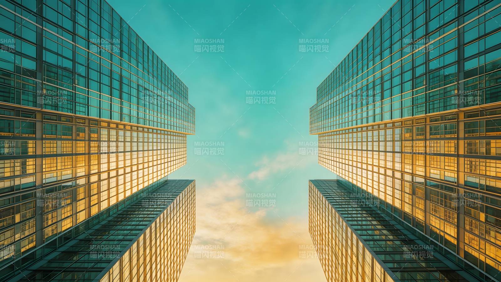 双塔映天光图片