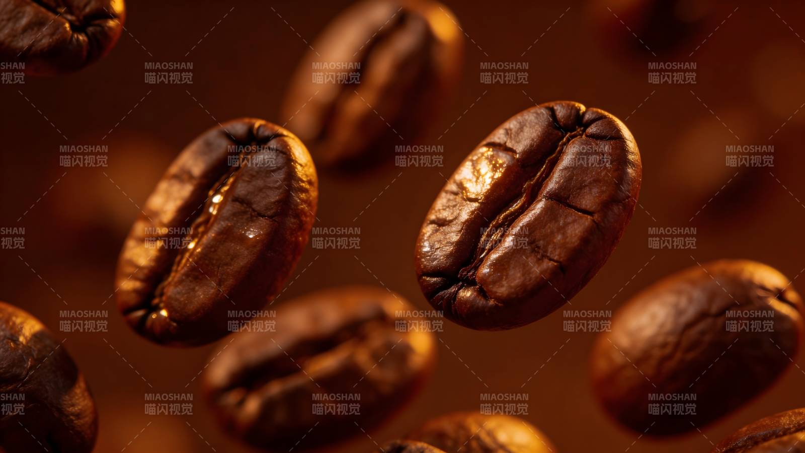 咖啡豆飘落瞬间图片