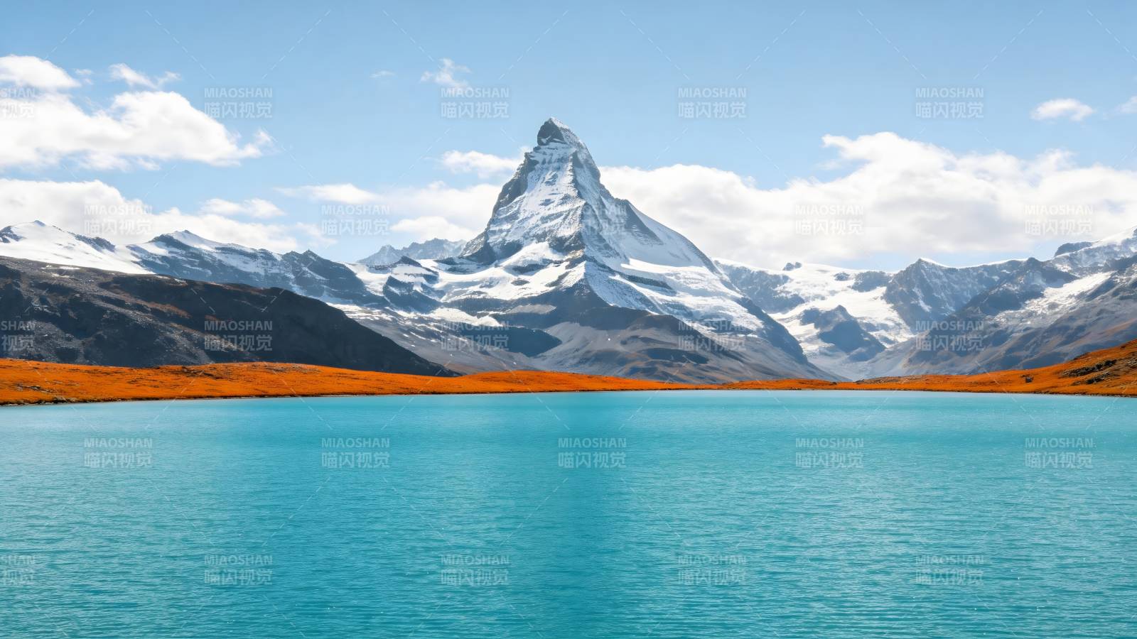 雪山映湖 秋色如画图片