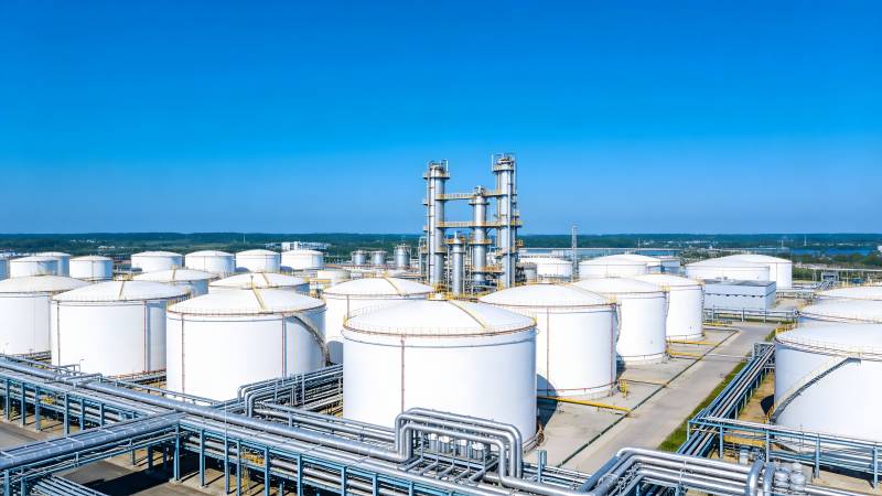 工业储罐区全景图片