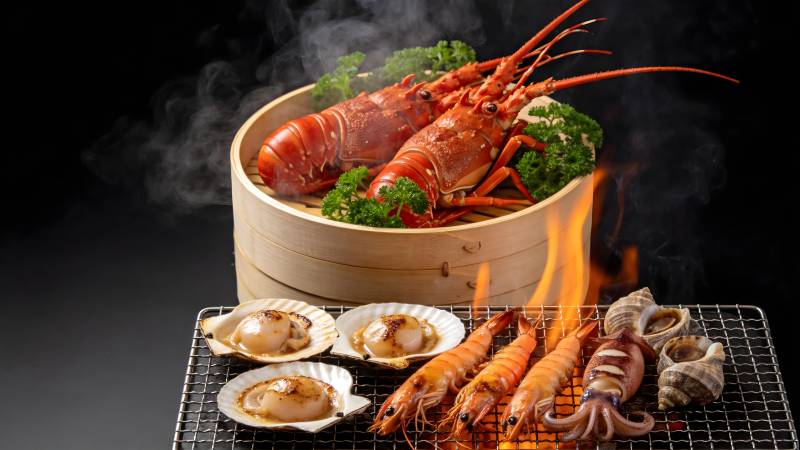 海鲜盛宴 热气腾腾图片