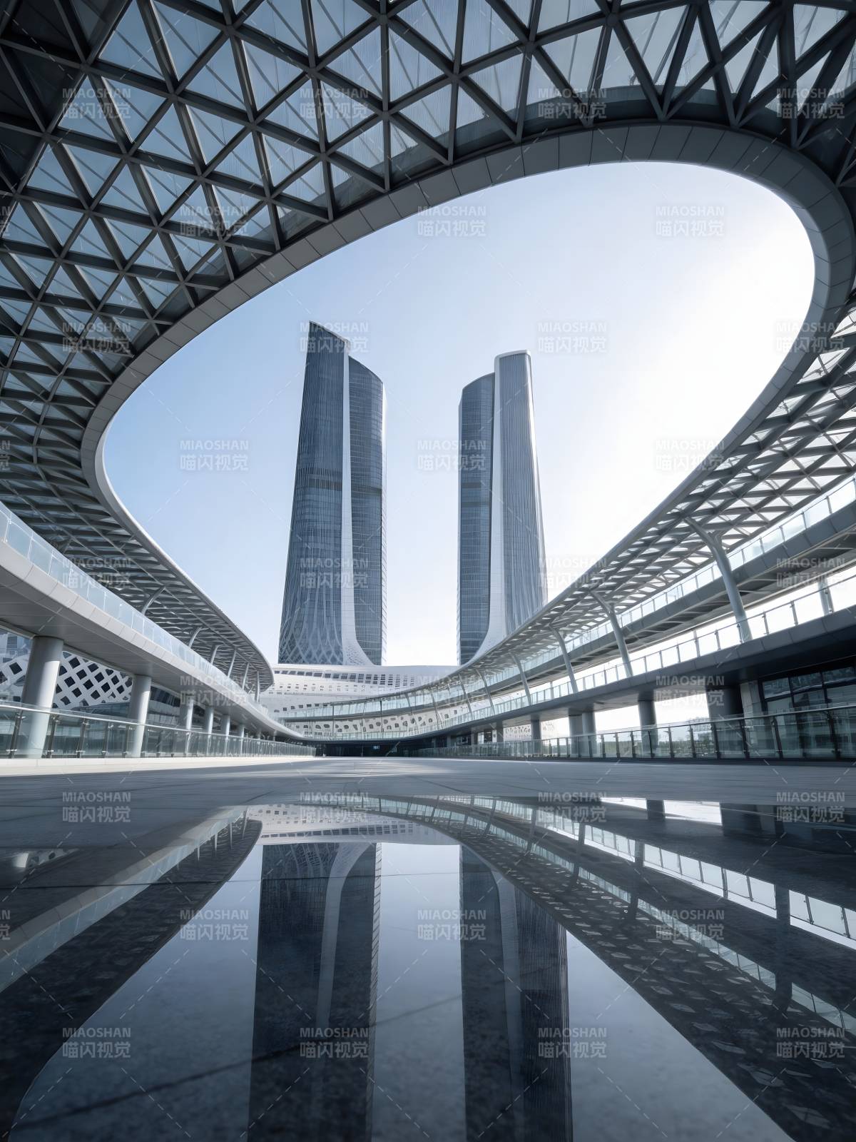 现代都市双塔倒影图片