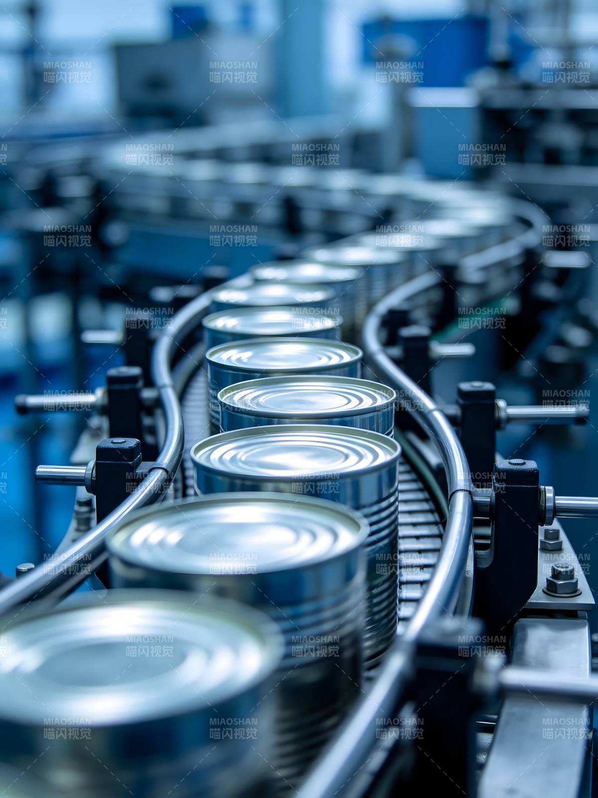 罐头生产线图片