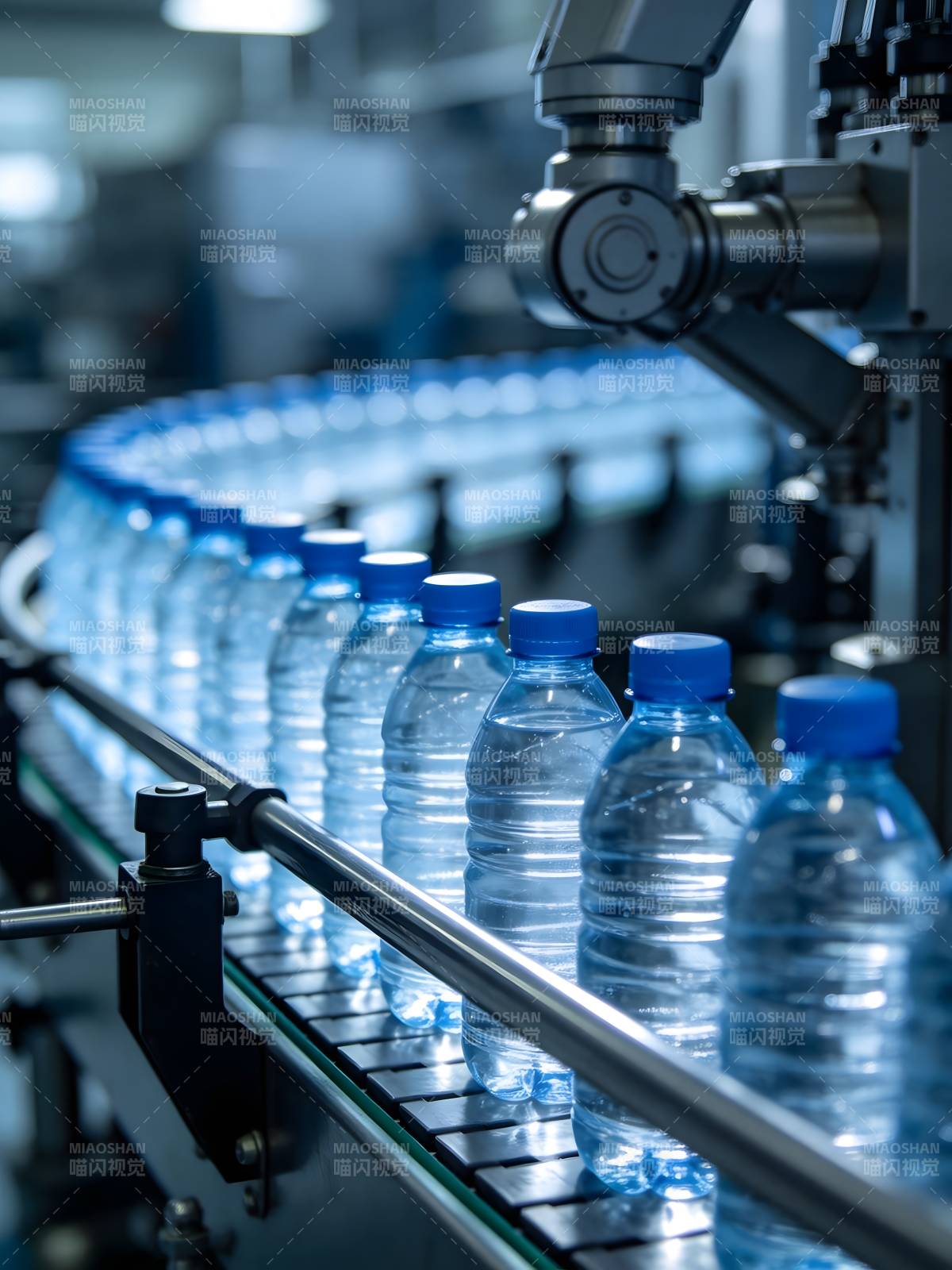 矿泉水生产线图片