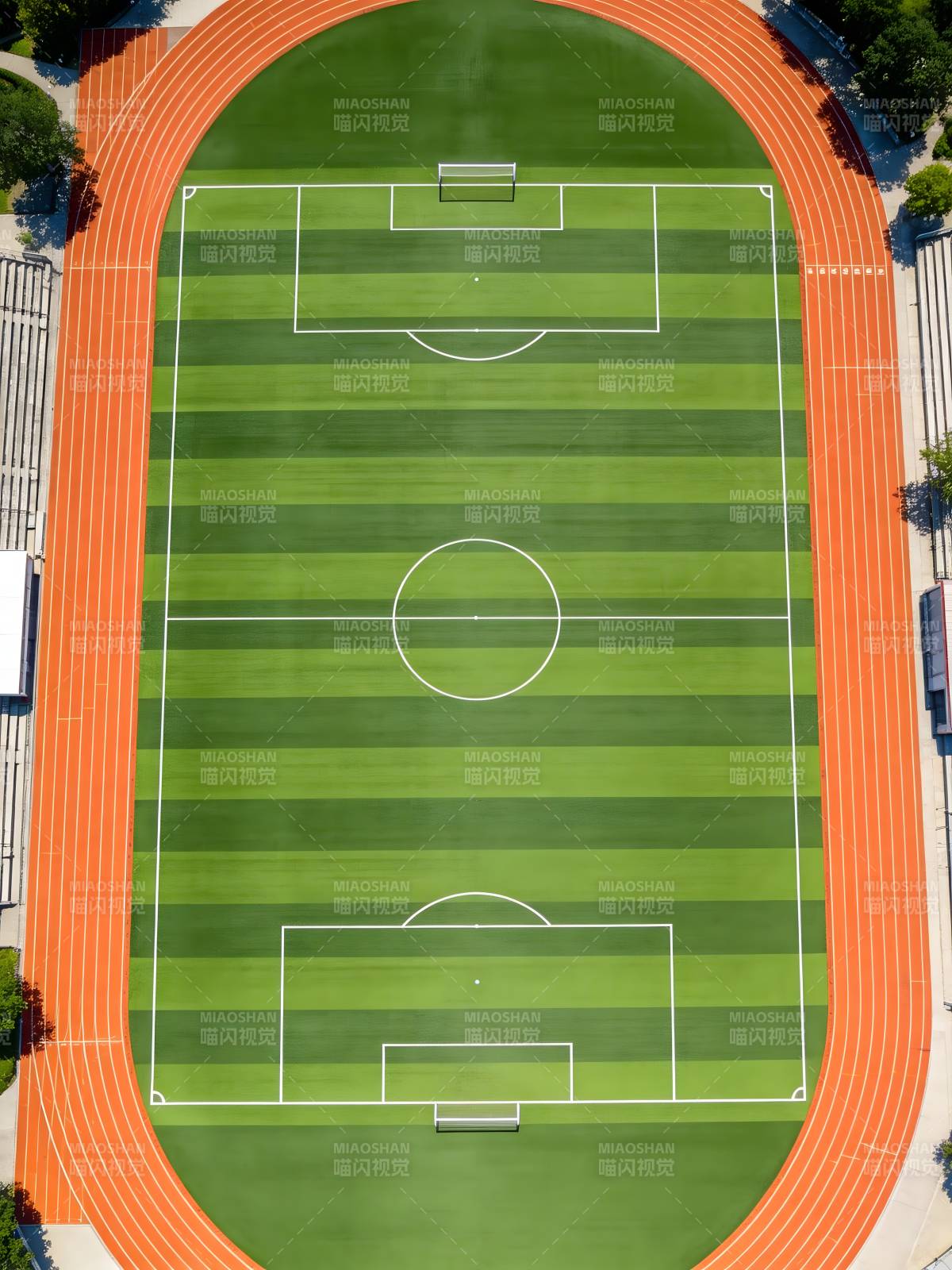 俯瞰足球场与跑道图片