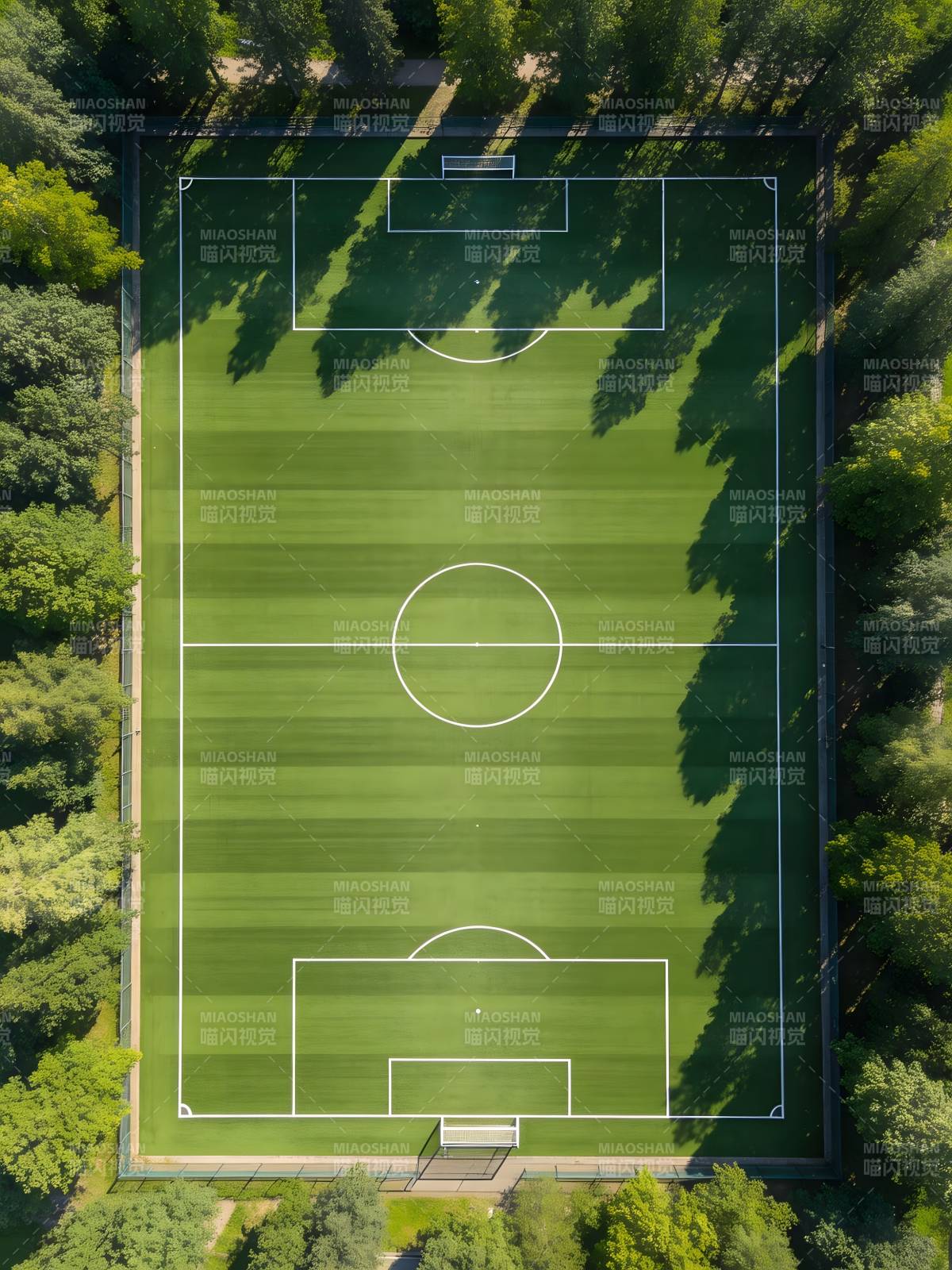 绿茵场俯瞰图图片