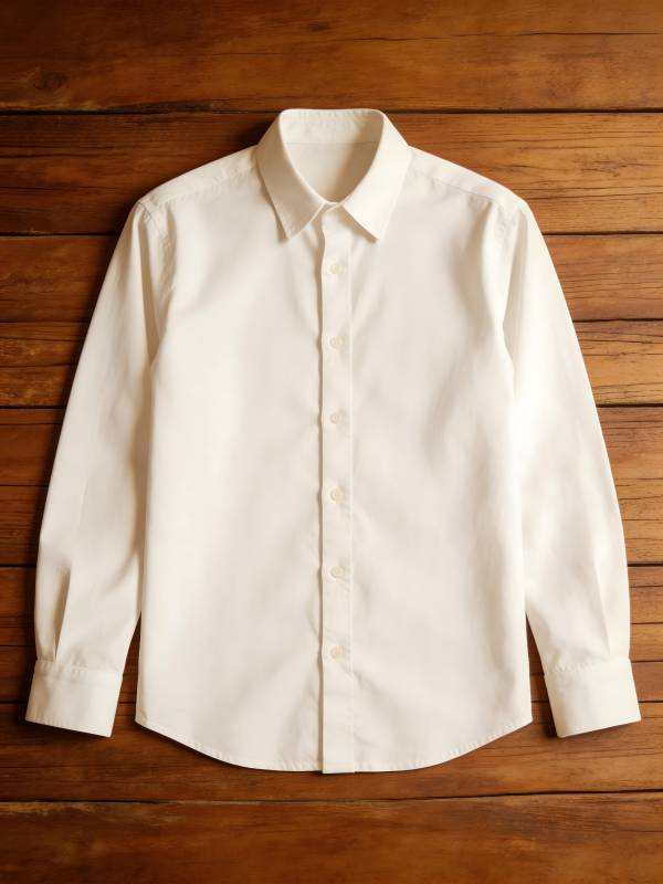 白色长袖衬衫图片