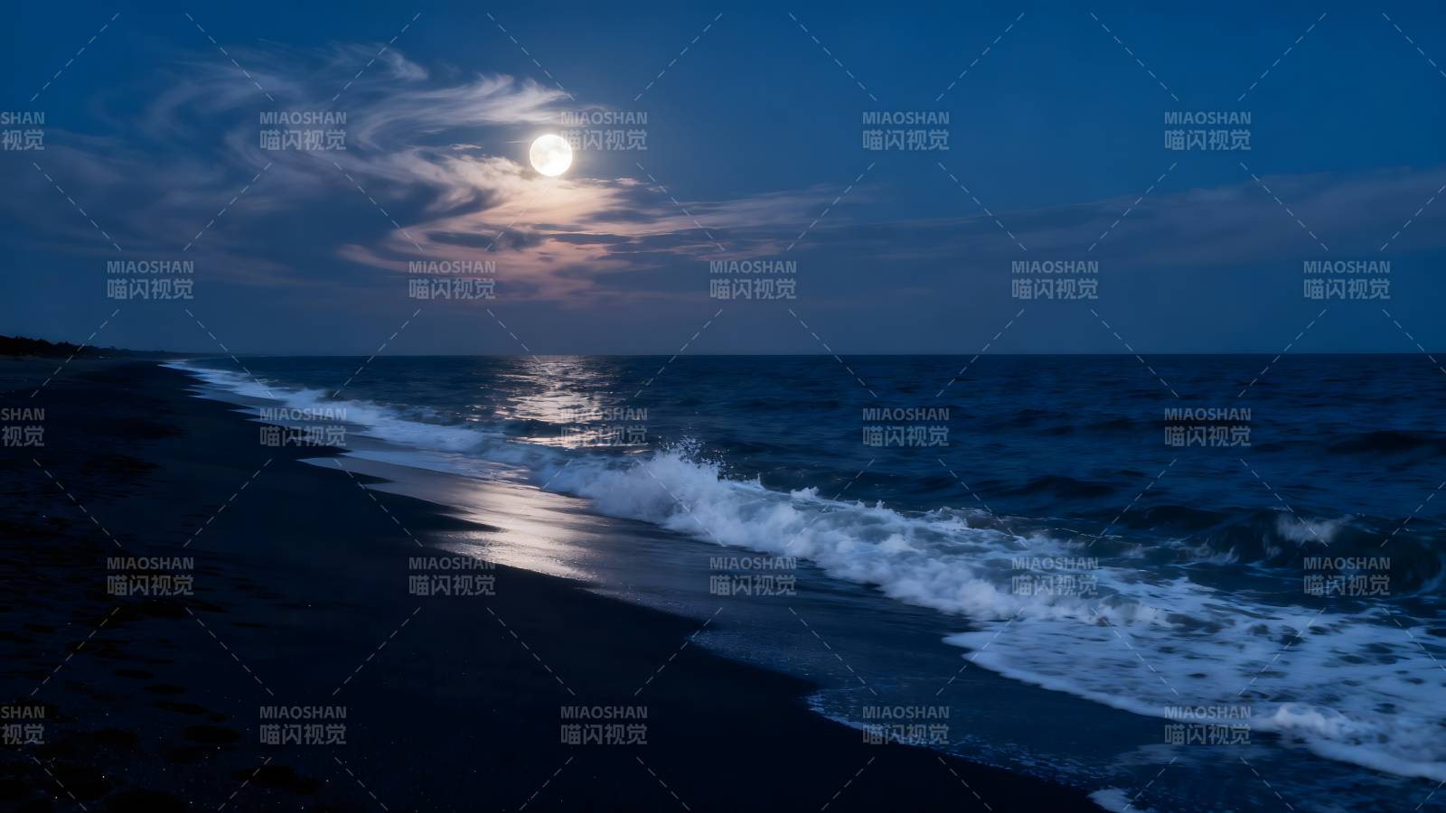 月光下的海岸线图片