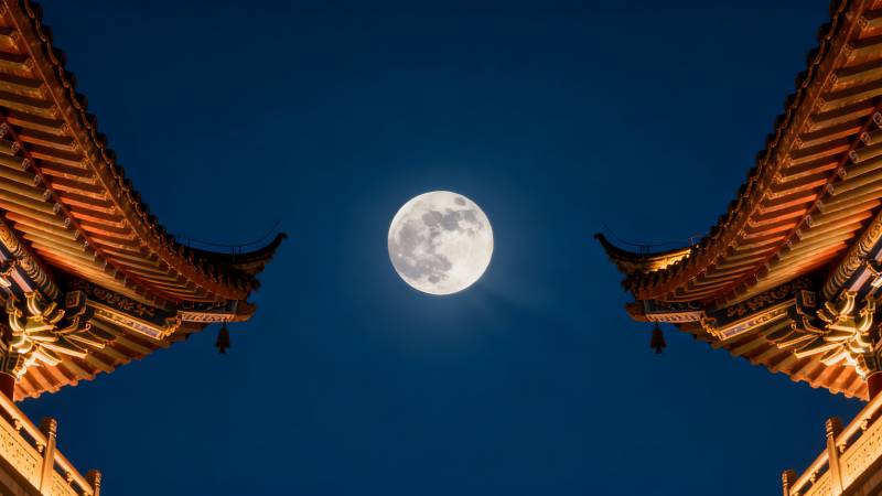 古檐映月夜图片