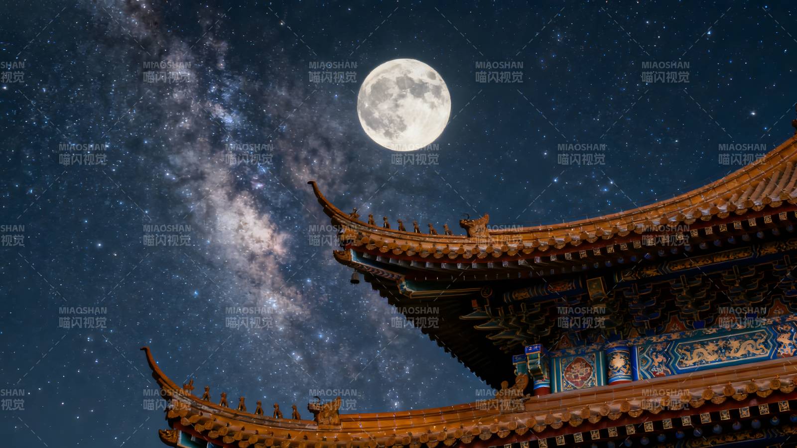 古建筑夜观明月图片
