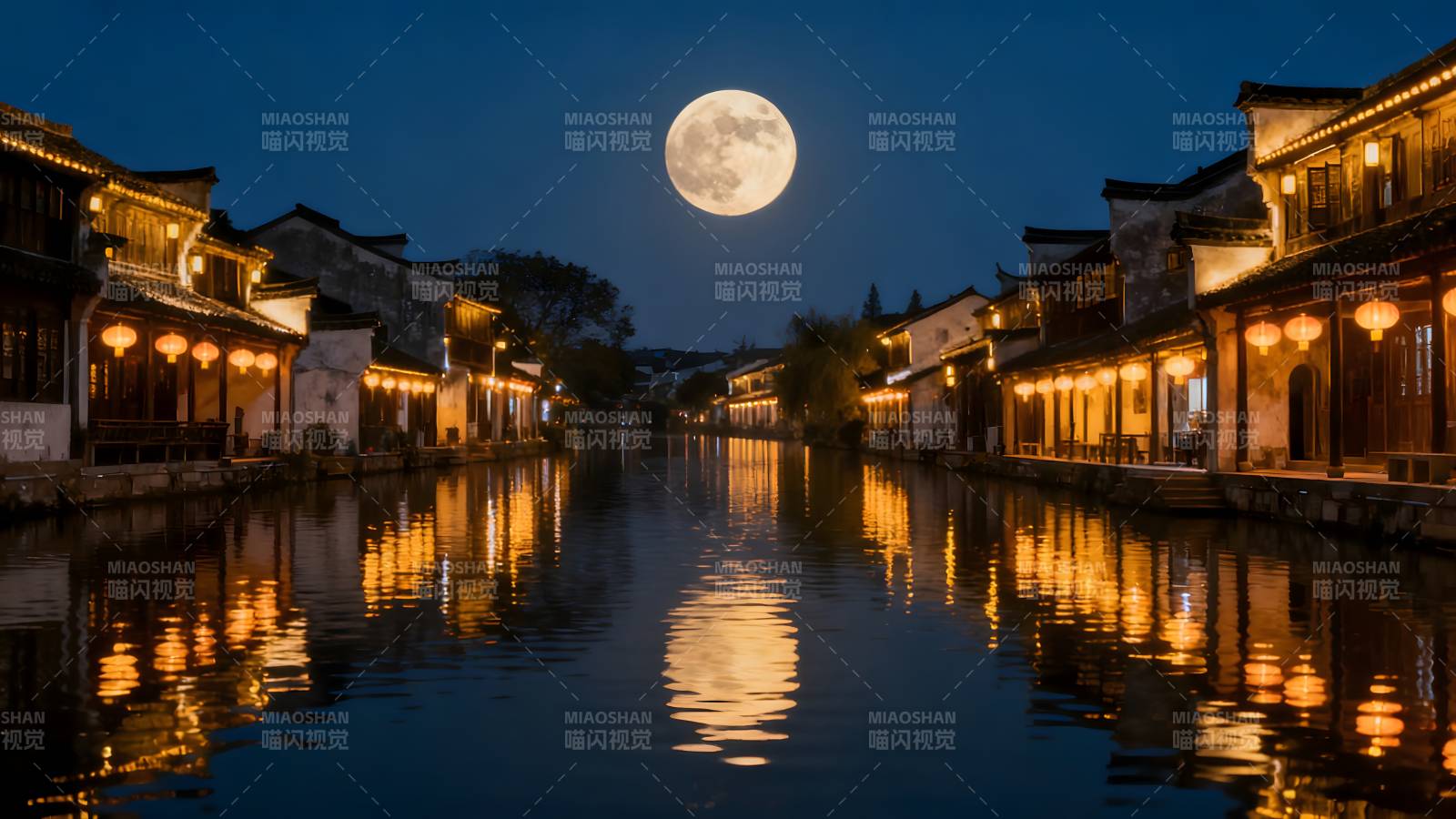 月照水乡夜景图片