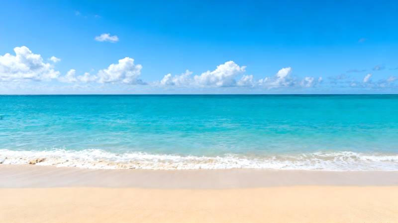 碧海蓝天沙滩图片