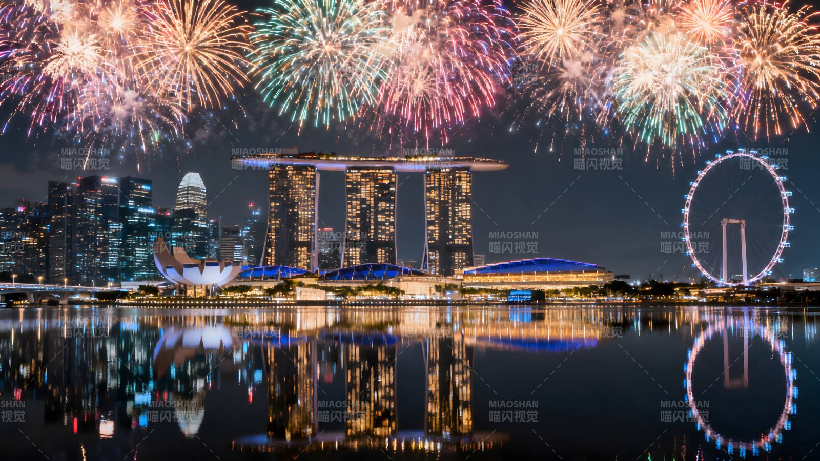新加坡夜景烟花秀图片