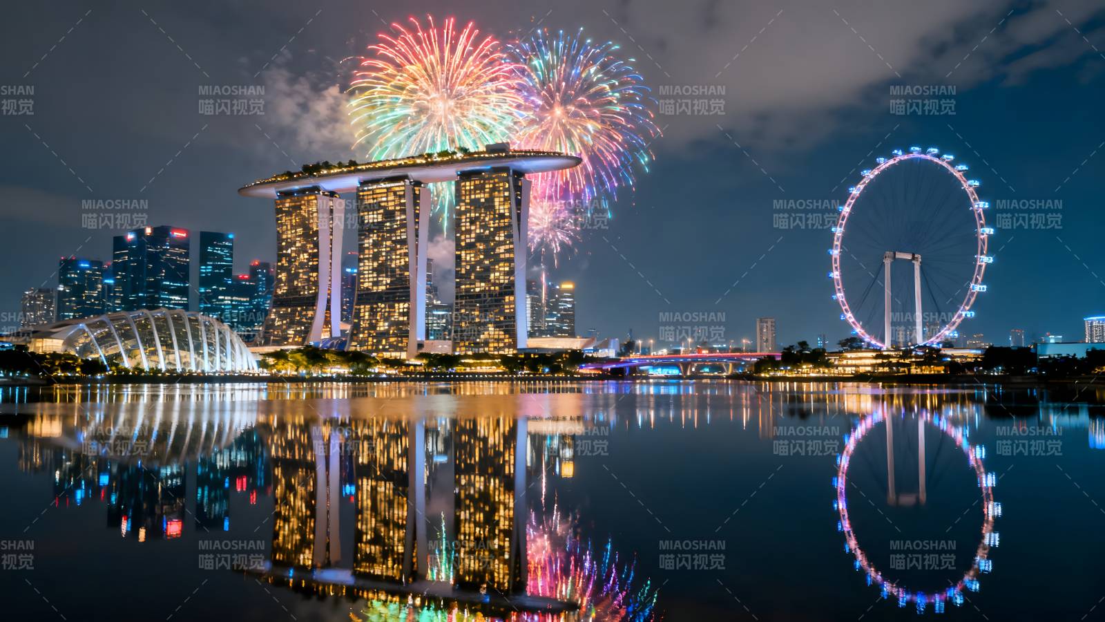 新加坡夜景烟花秀图片