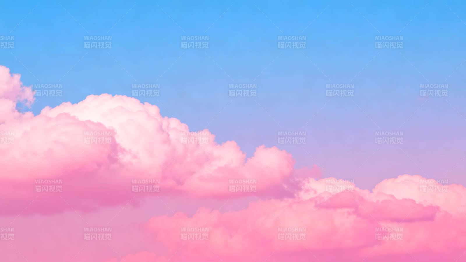 粉红云霞映蓝天图片