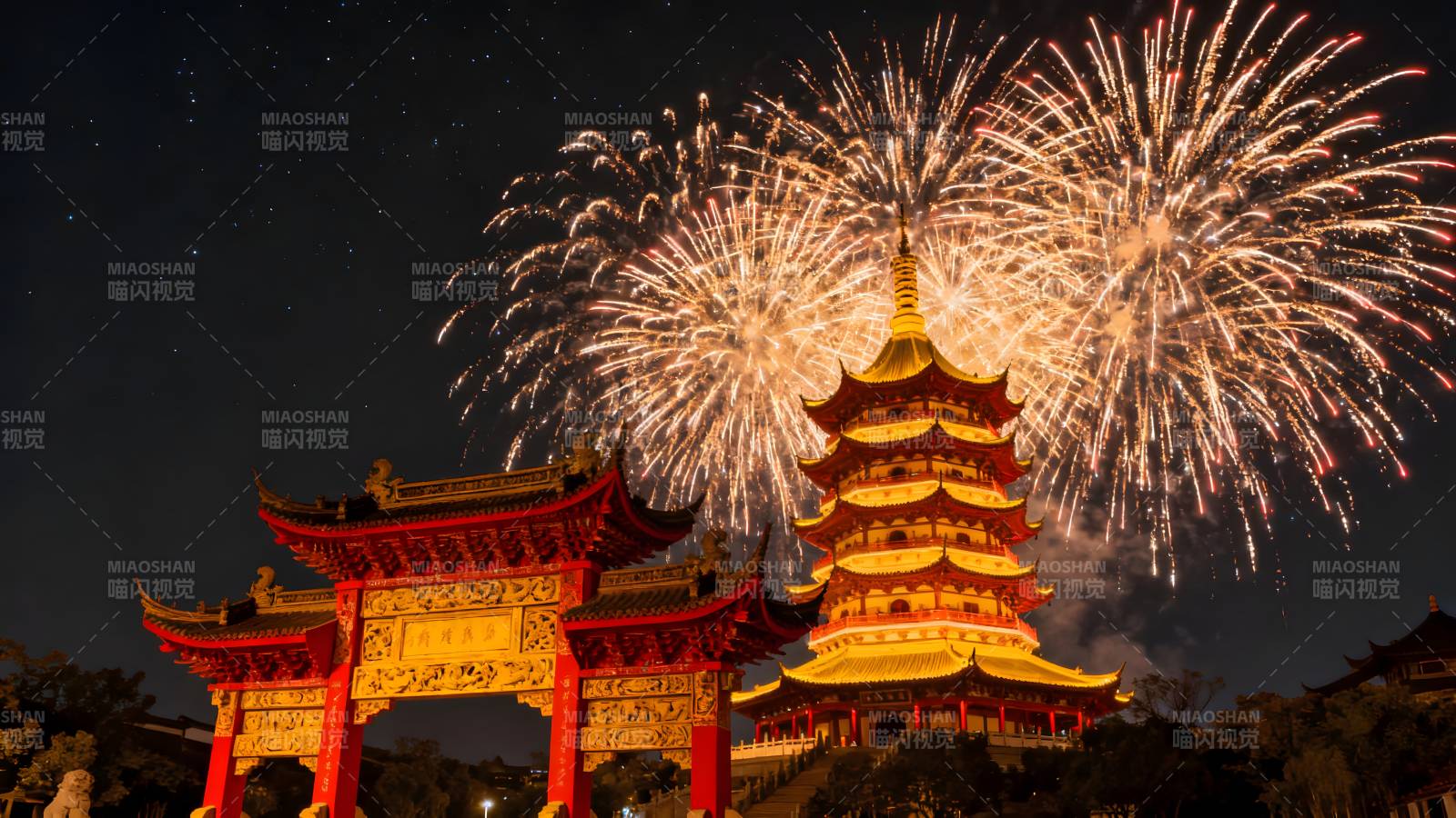 夜空烟花映古塔图片