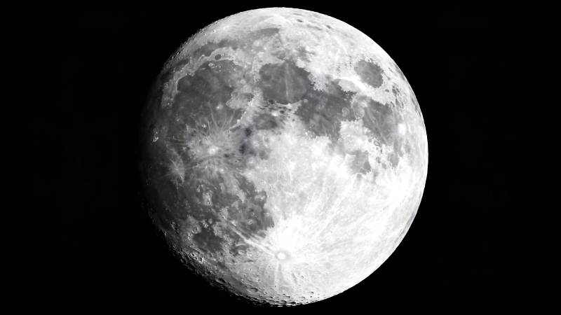 月球表面特写图片