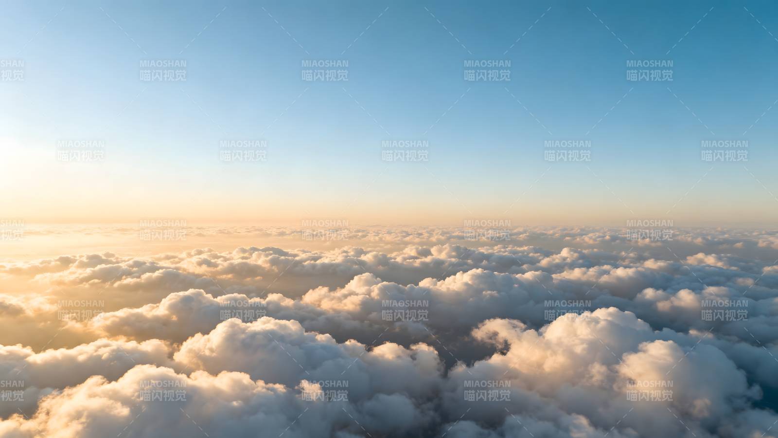云海之上图片