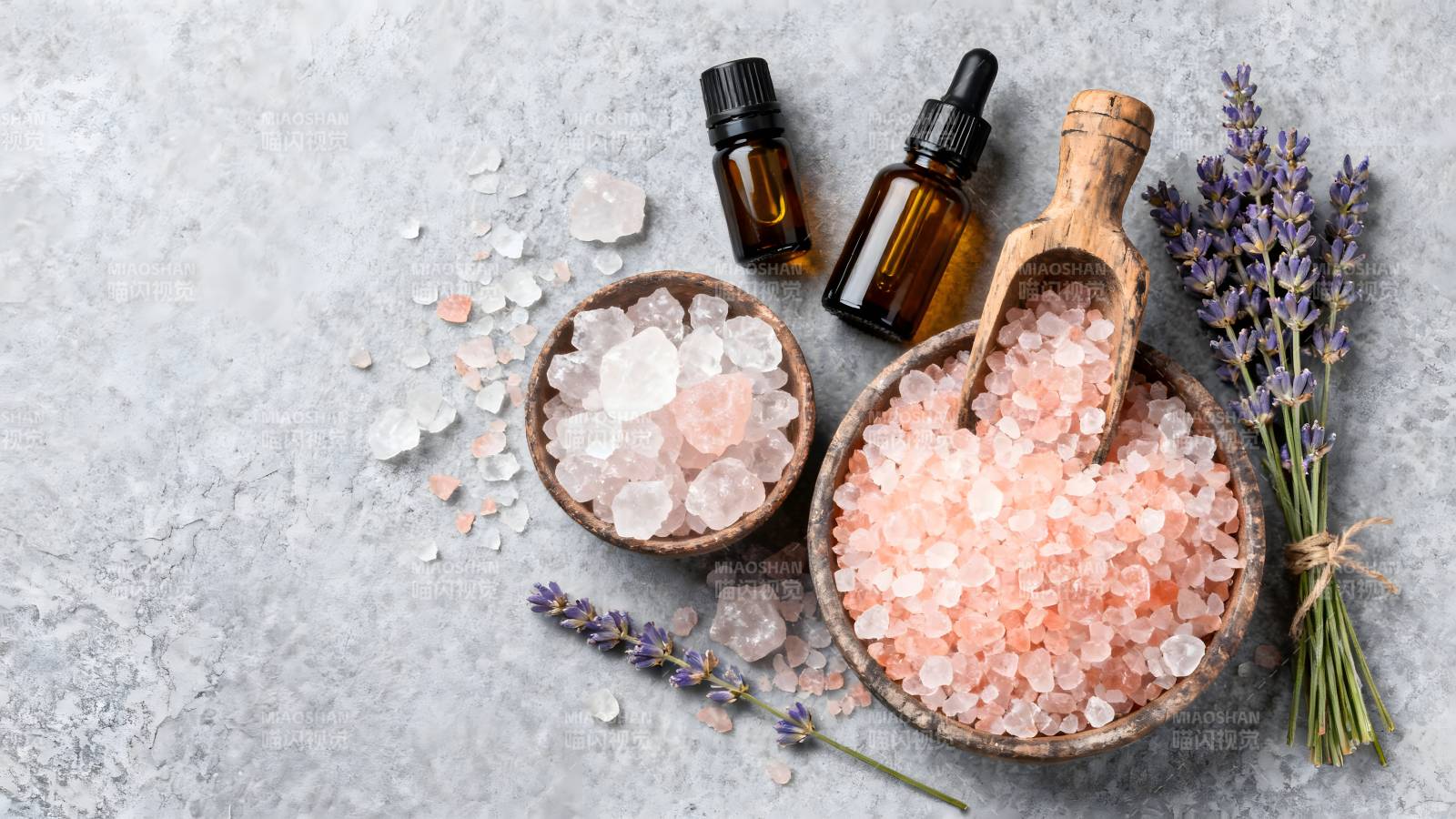 盐浴与薰衣草精油图片