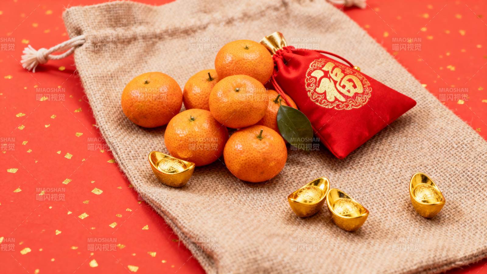 新春福袋与金桔图片