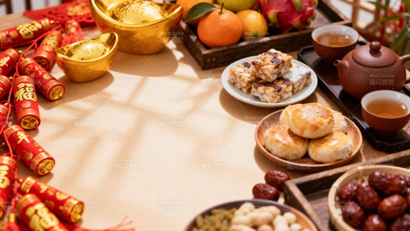 新春佳肴满桌图片