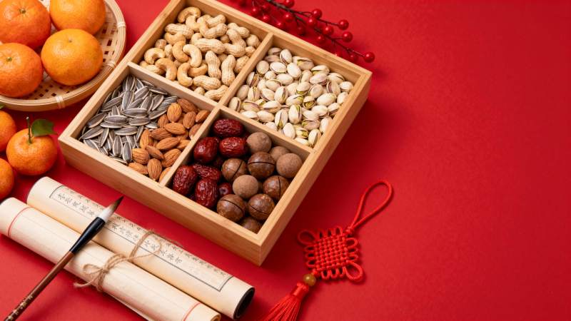 新春坚果礼盒图片