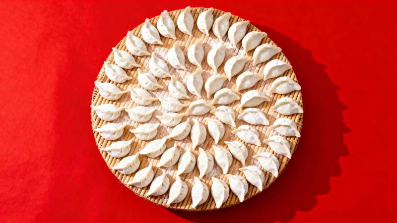 精致饺子盘图片