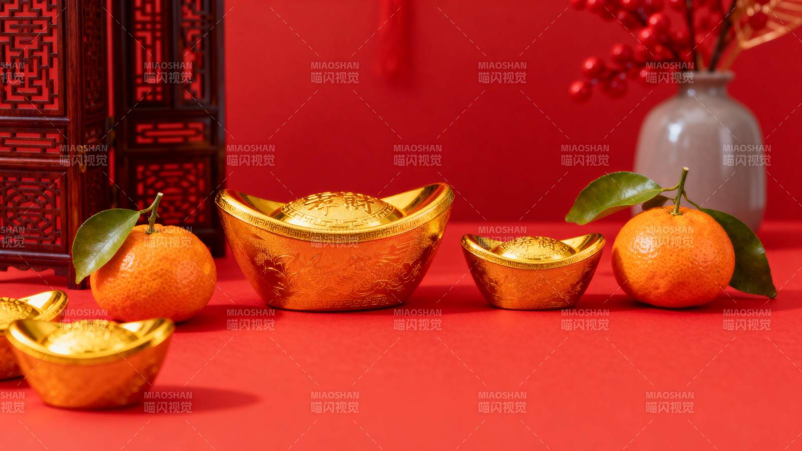 金元宝与柑橘迎新春图片